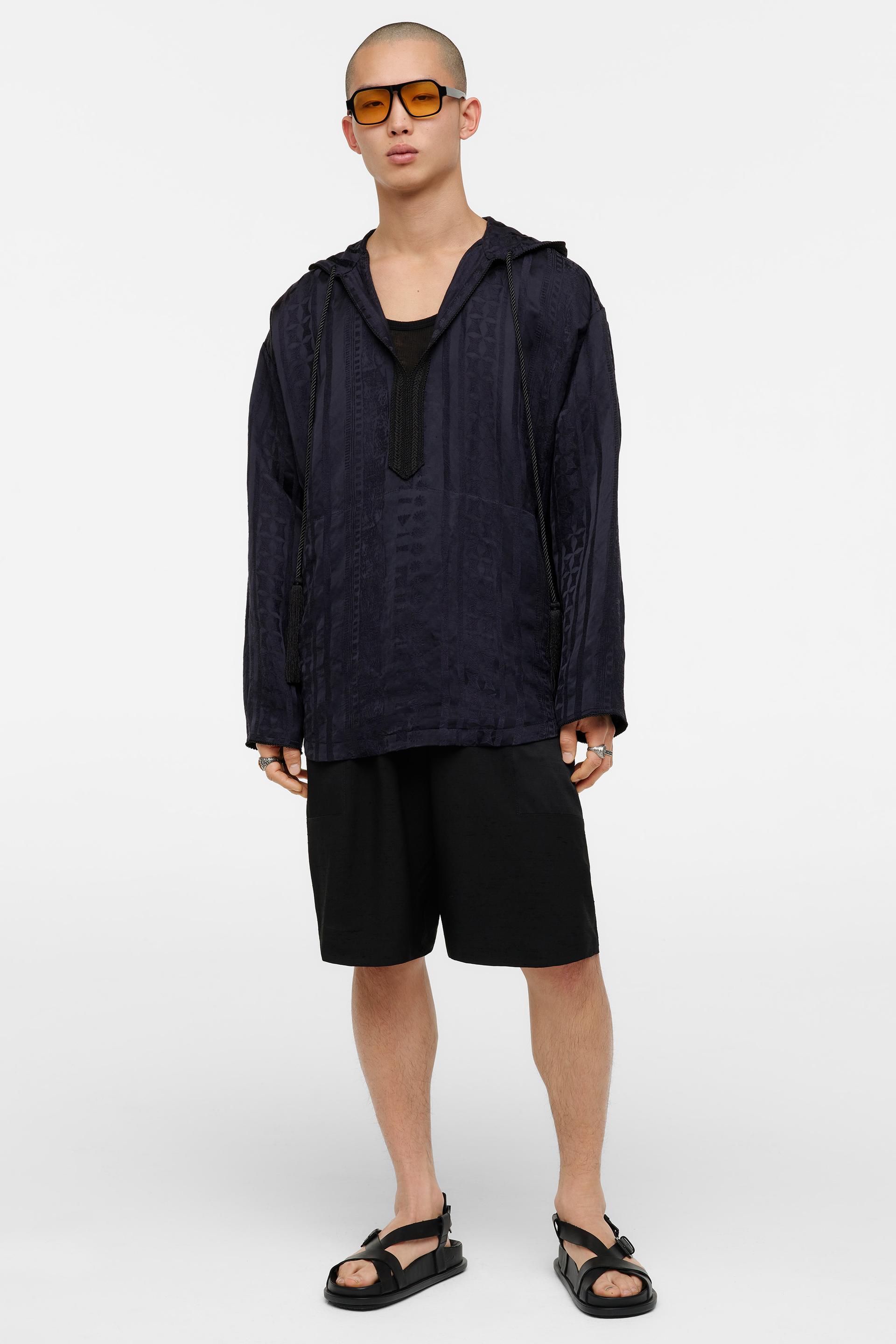 BAGGY BERMUDA SHORTS - LIMITED EDITION 