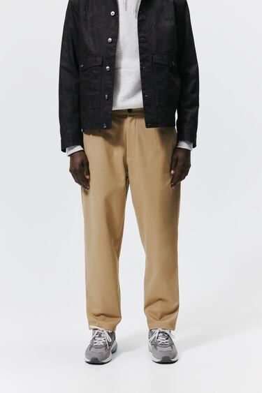 Image 0 of PLEATED CHINO TROUSERS from Zara
