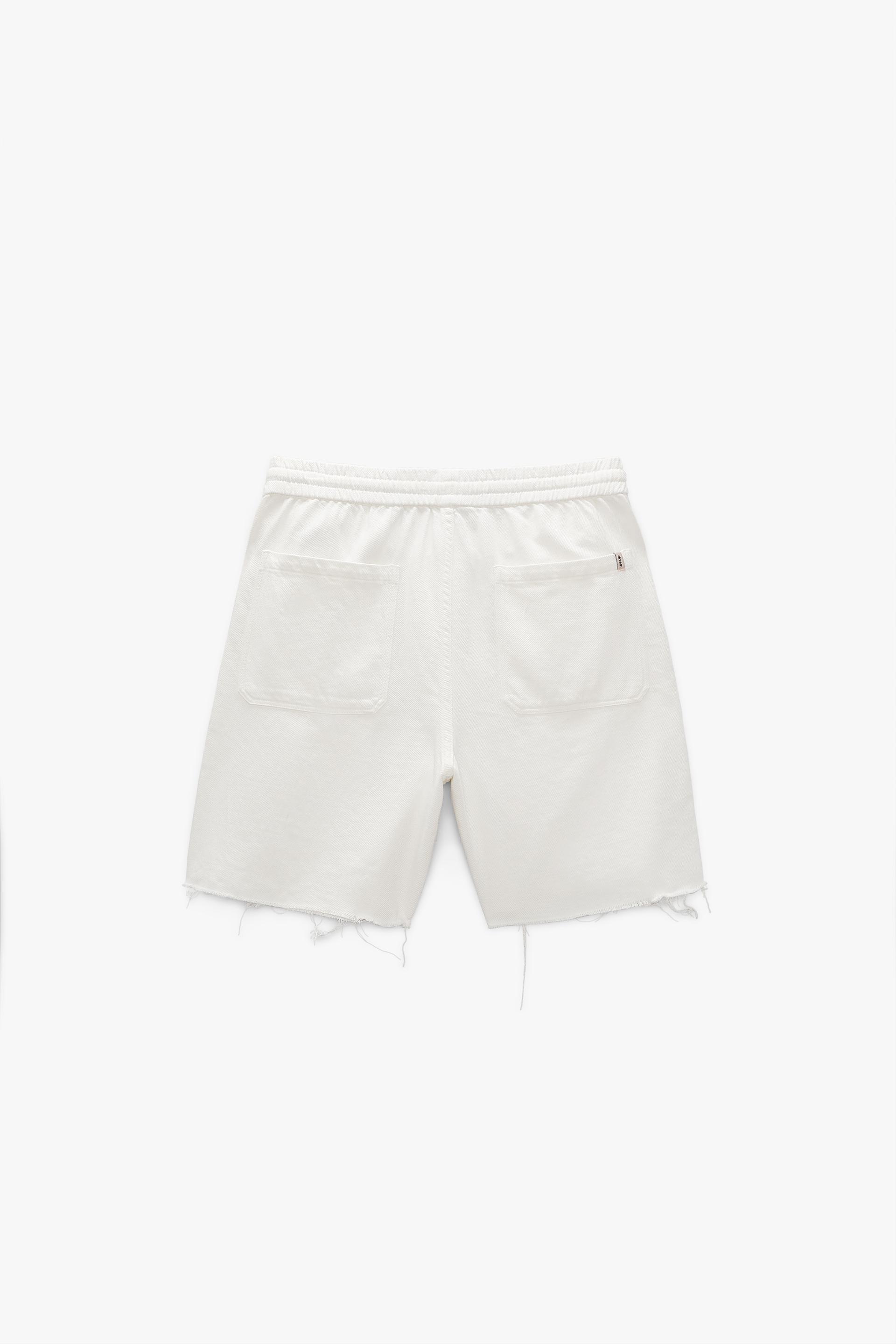 TEXTURED COTTON BERMUDA SHORTS - White 