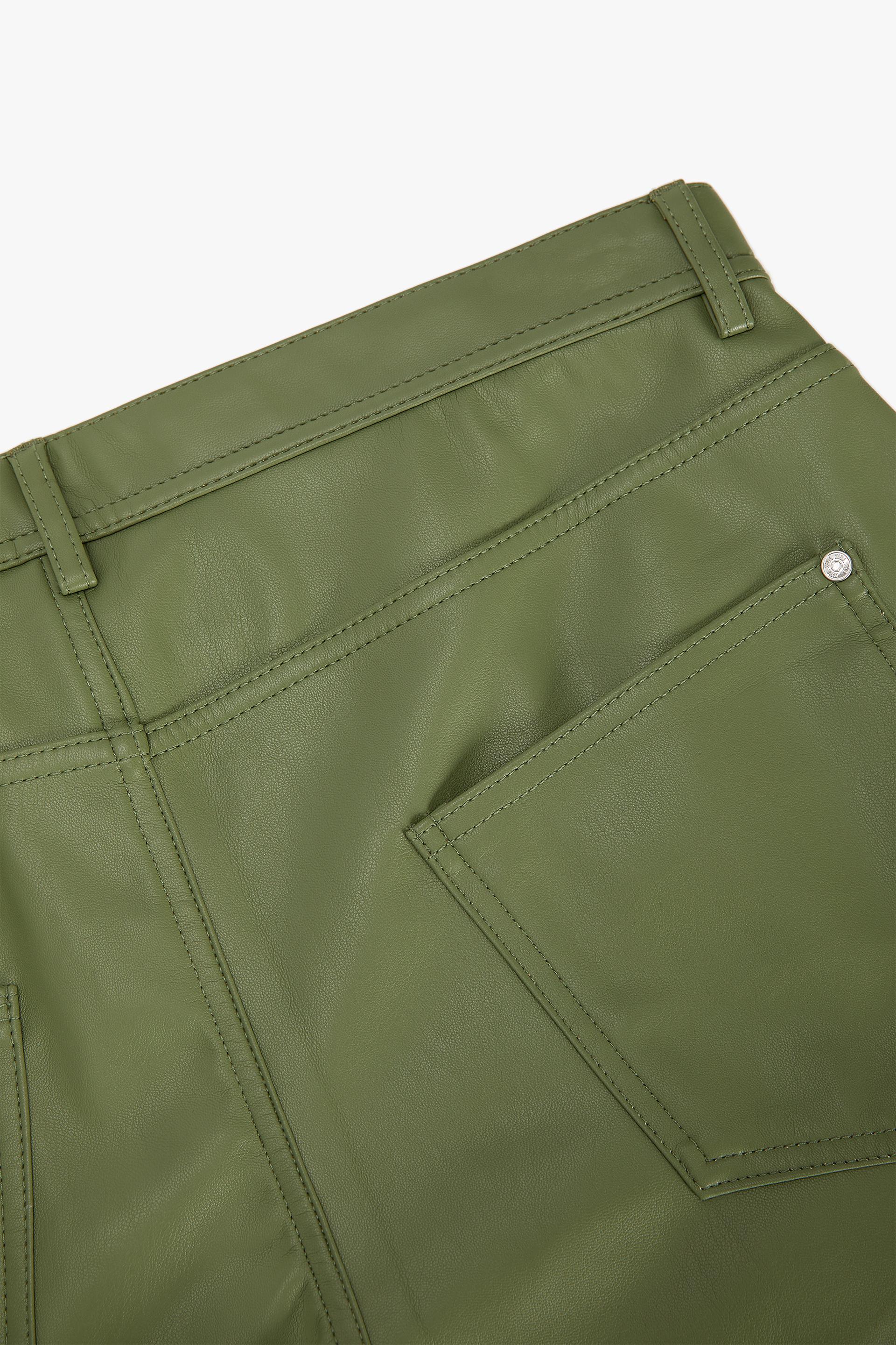 FAUX LEATHER TROUSERS - Light green 