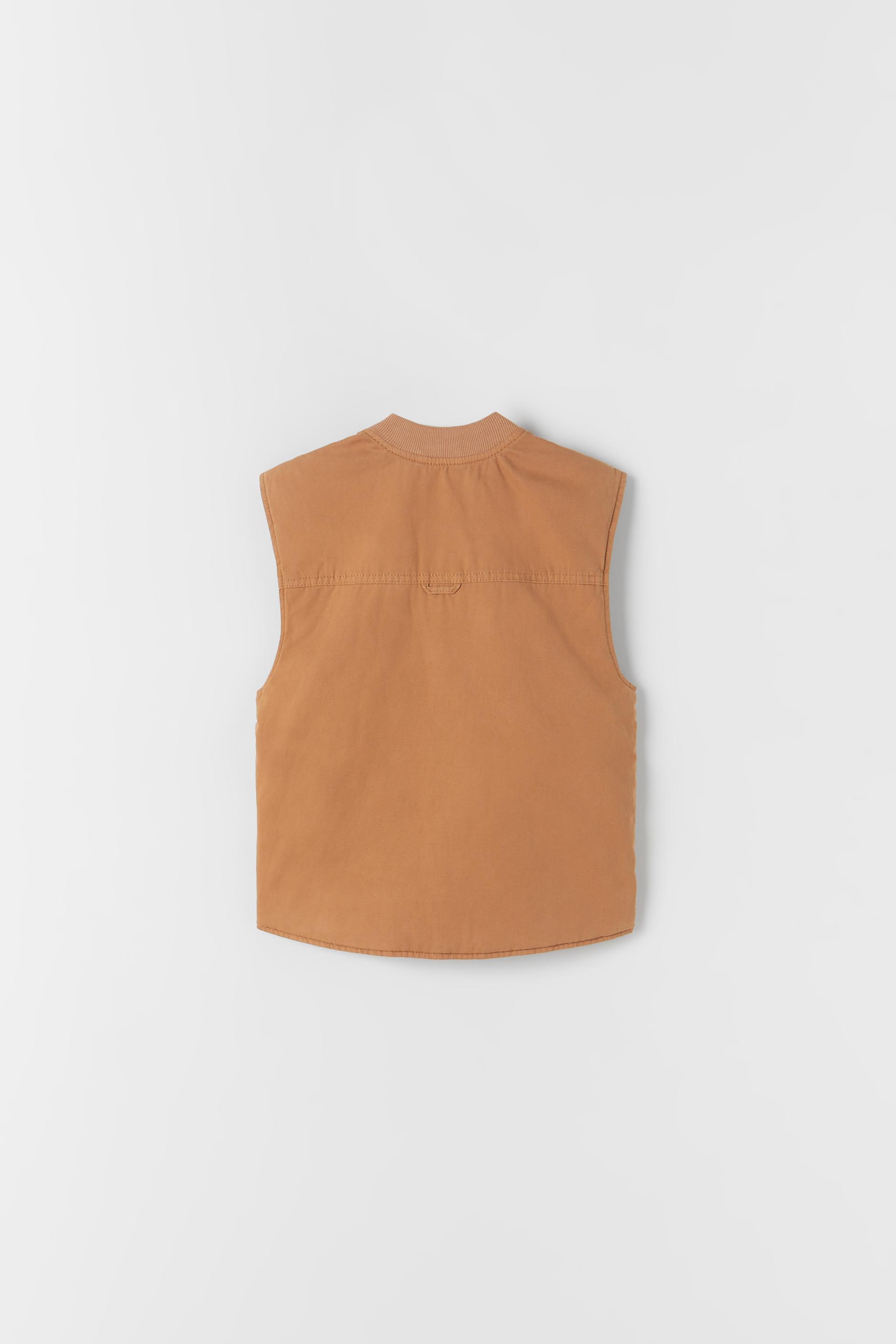 CHALECO ACOLCHADO FLECOS - Crudo | ZARA España