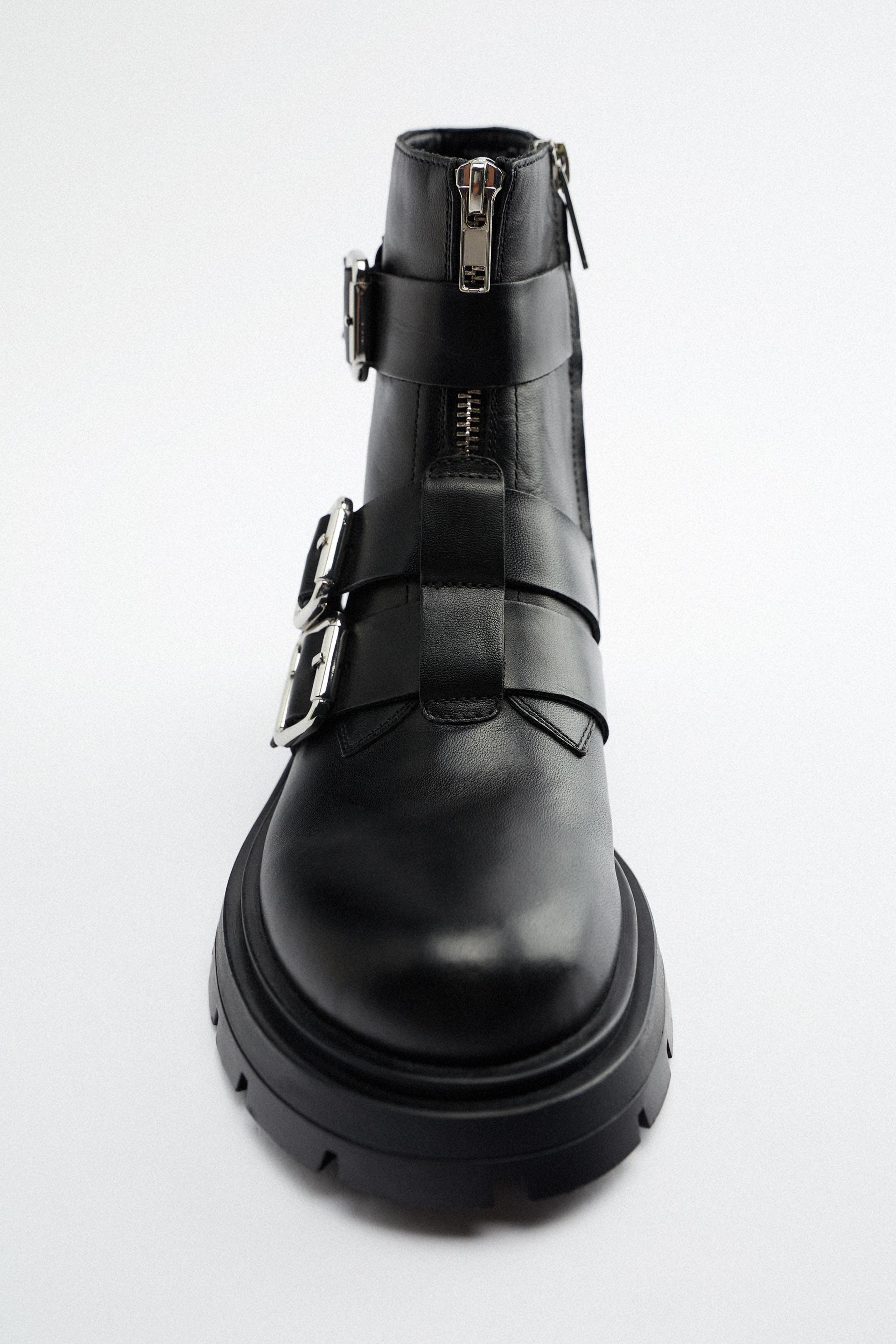 BOTÍN PLANO PIEL HEBILLAS - Negro | ZARA Chile