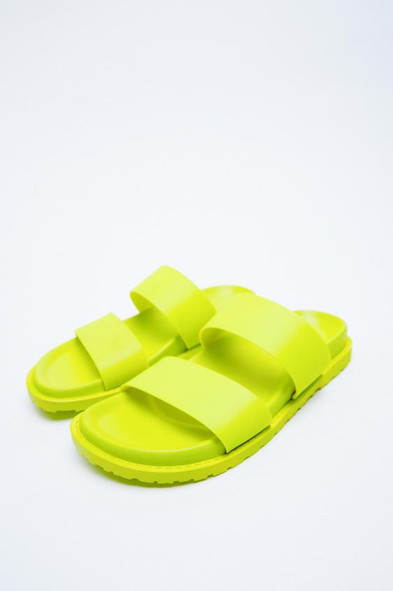 SANDALIA PLANA ENGOMADA - Verde Lima | ZARA Chile