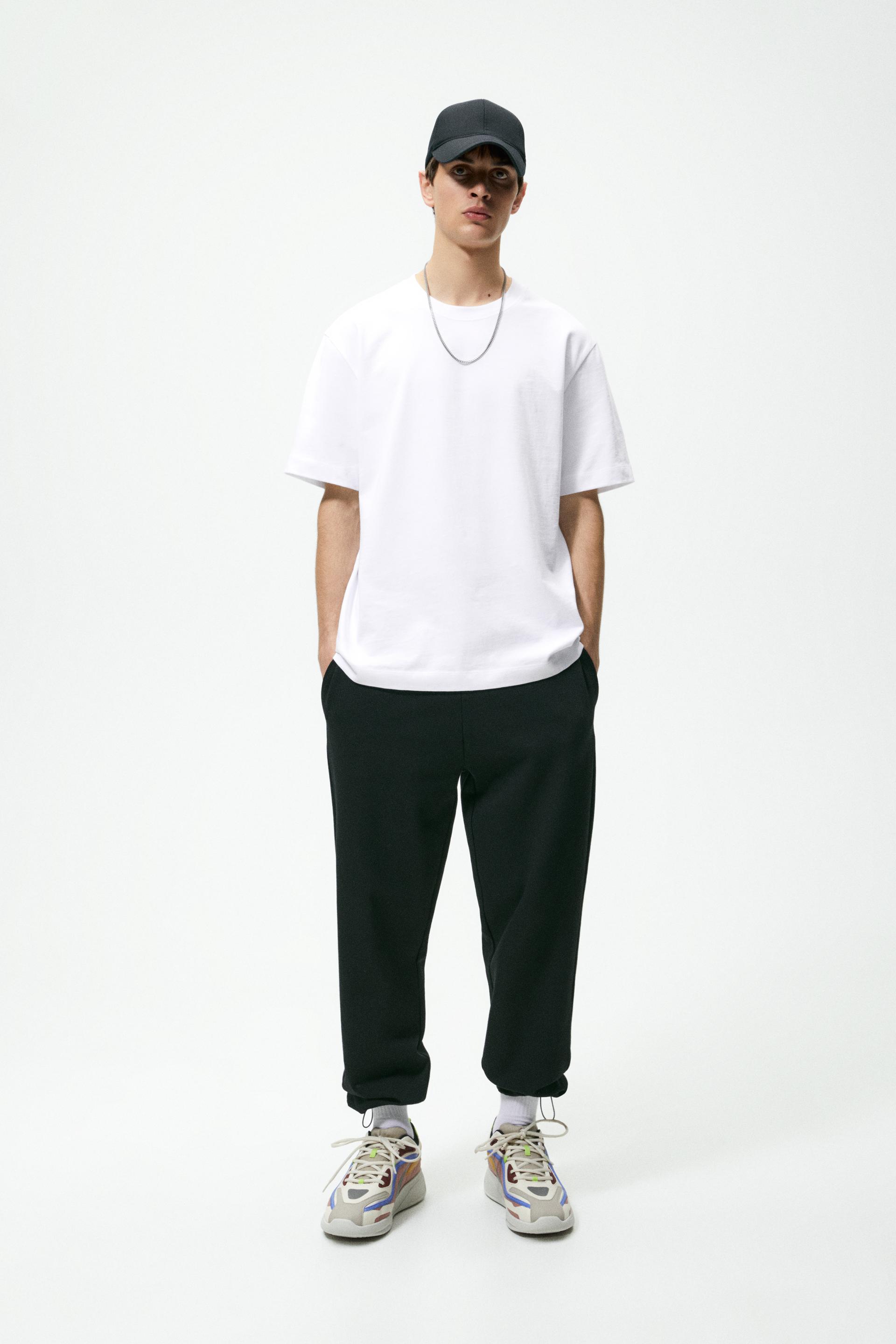 contrast trainers zara