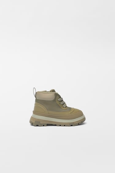 MOUNTAIN BOOTS