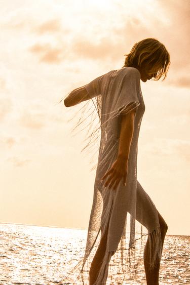 Women s Dress Beach Explore our New Arrivals ZARA United Arab