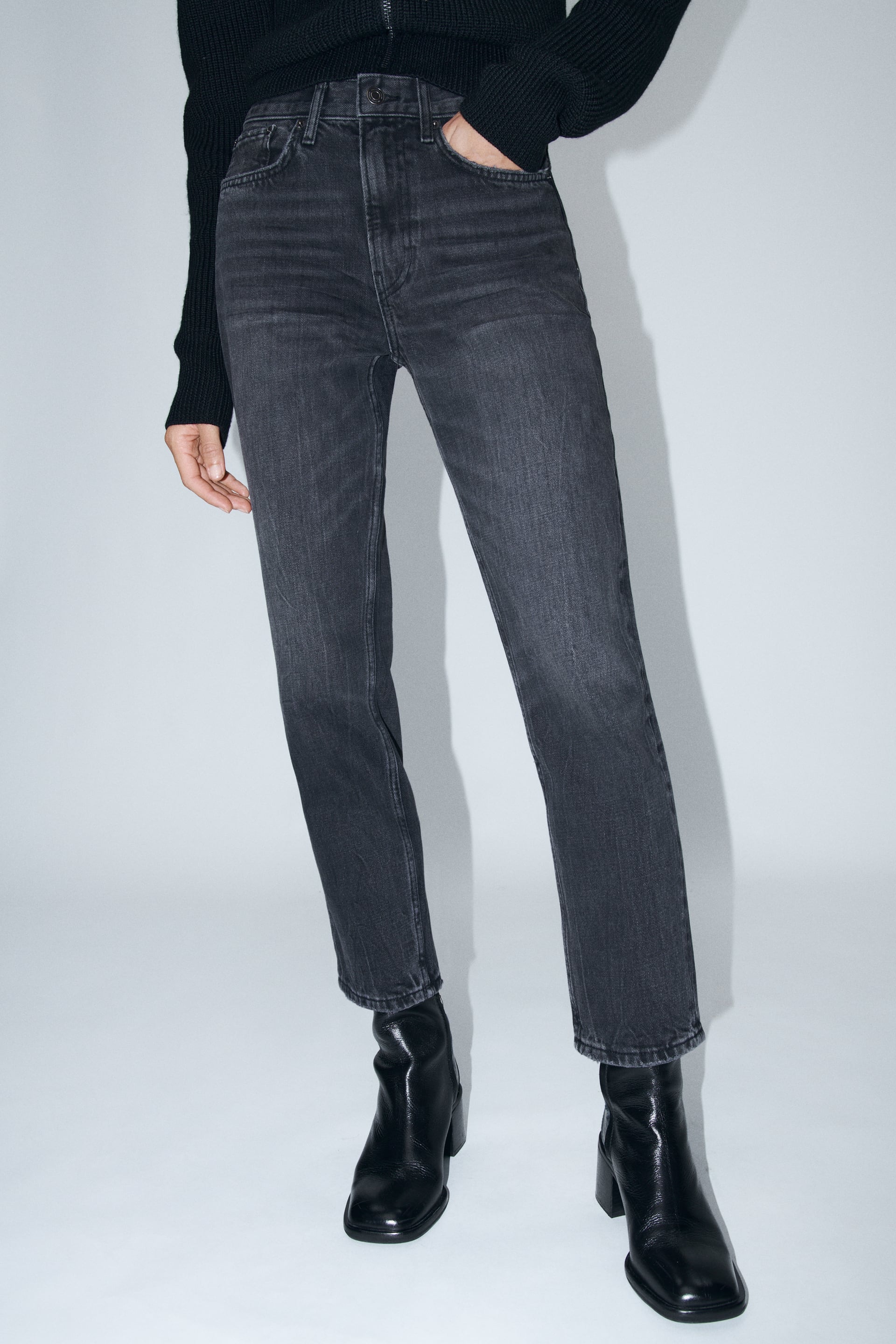 STRAIGHT CUT ZW COLLECTION MID RISE CROPPED JEANS - Black | ZARA United  States
