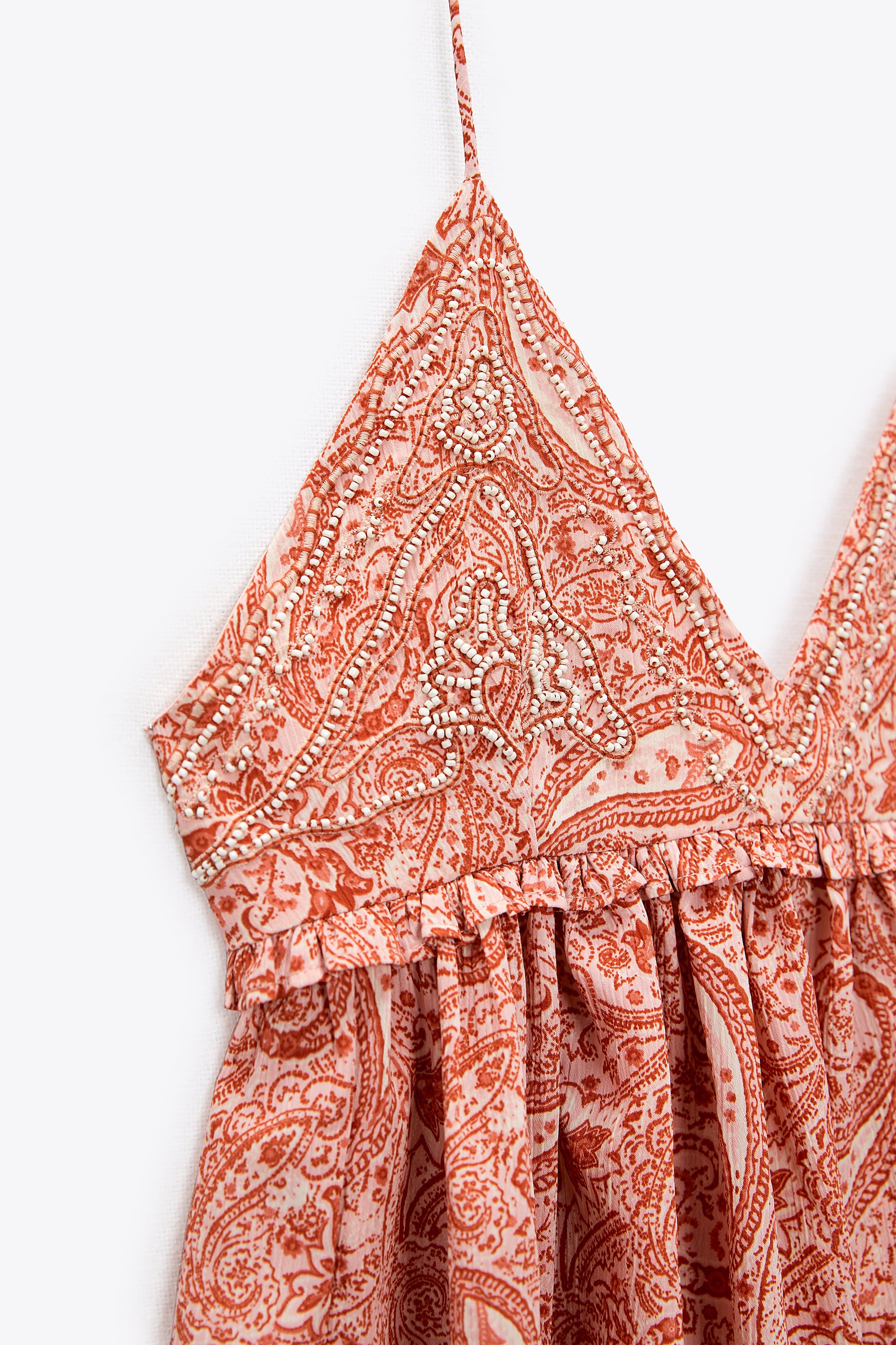 10 vestidos con la espalda descubierta de Zara para lucir este verano,  bonitos y atrevidos