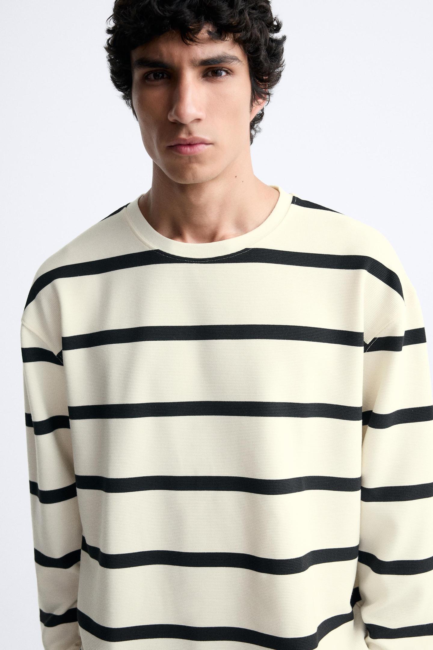 STRIPED TEXTURED T-SHIRT
