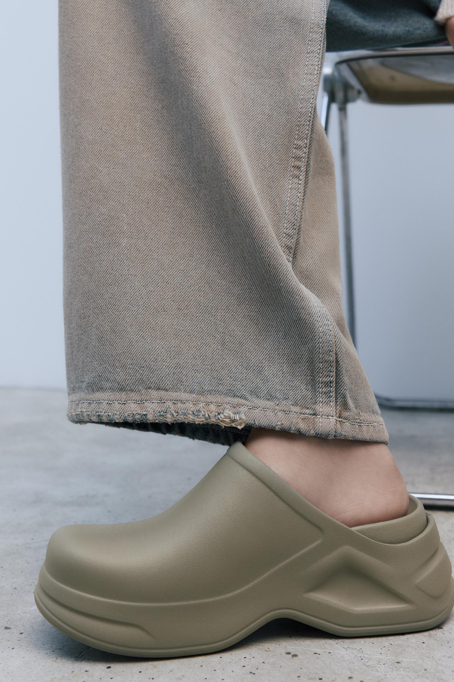 Zara lightweight clogs Clearance