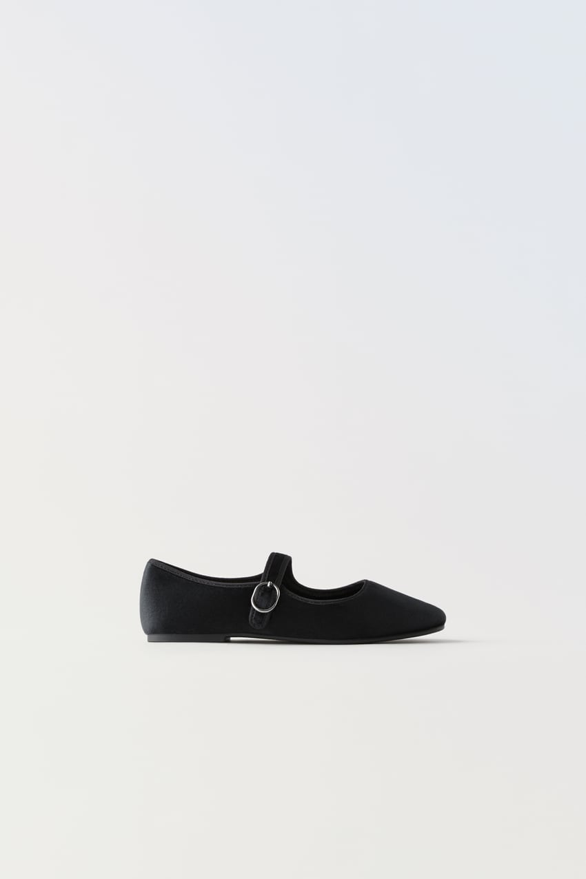 Velvet flats Louis Vuitton Black size 10 UK in Velvet - 31001027