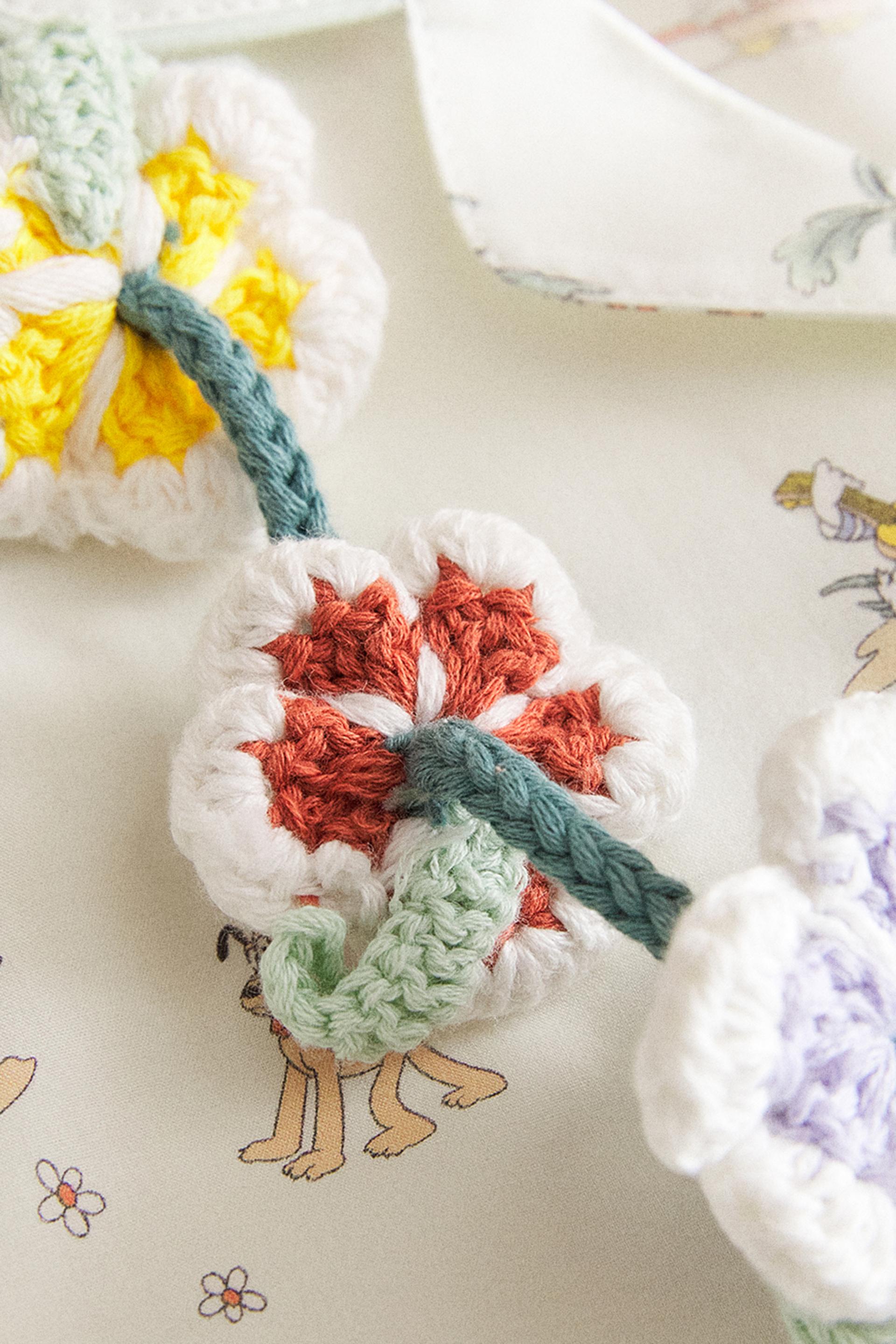 Zara crochet necklace Clearance