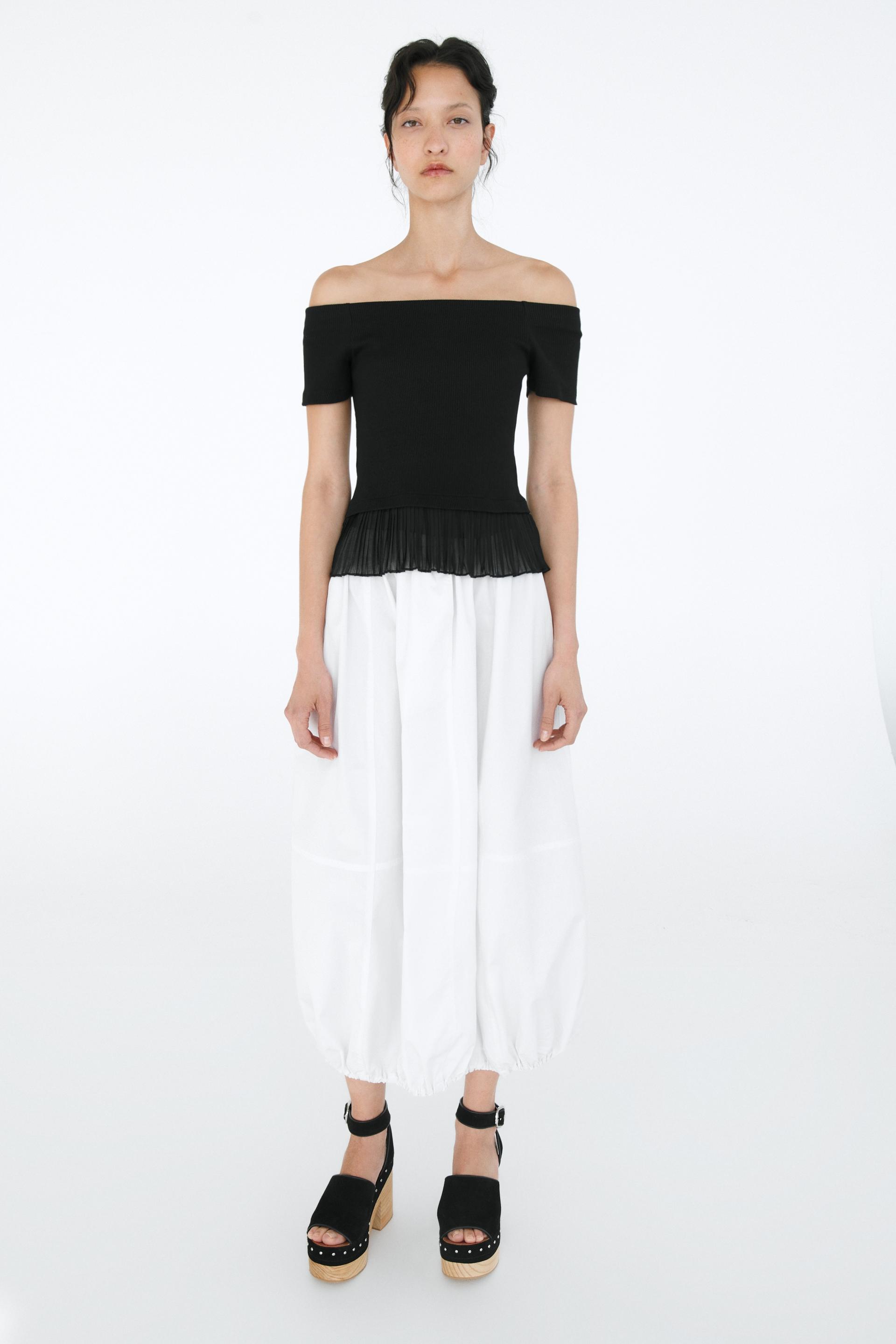 Zara shoulder top Clearance