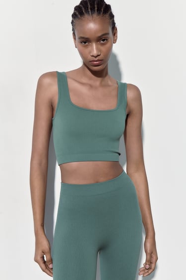 Image 0 of SEAMLESS CROP TOP from Zara