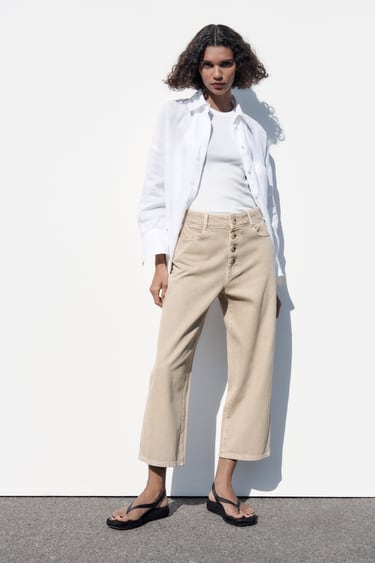 Image 0 of HIGH-WAISTED BUTTON CULOTTE JEANS Z1975 from Zara