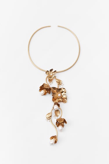 Image 0 of FLORAL NECKLACE WITH FAUX PEARLS from Zara