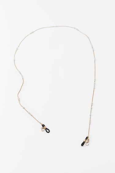 Image 0 of FAUX PEARL BEAD GLASSES CHAIN from Zara
