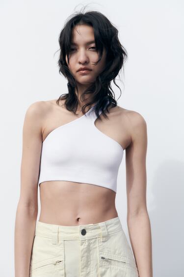 Image 0 of CUT OUT KNIT CROP TOP from Zara