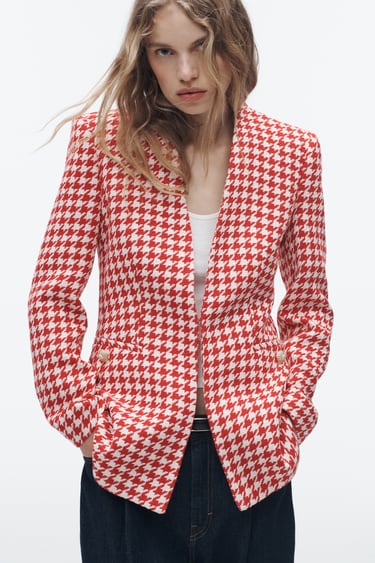 Image 0 of TEXTURED HOUNDSTOOTH JACKET from Zara