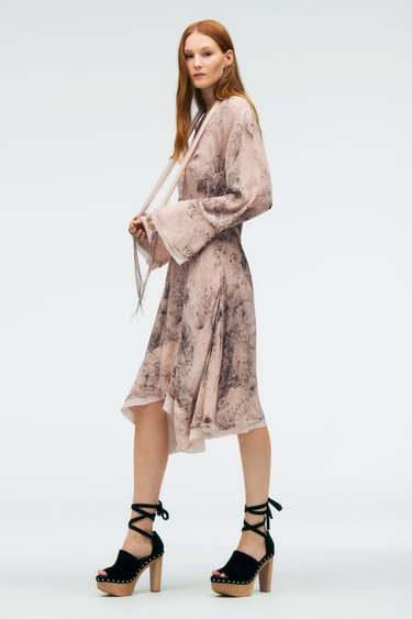 Image 0 of PRINTED DRESS - LIMITED EDITION from Zara