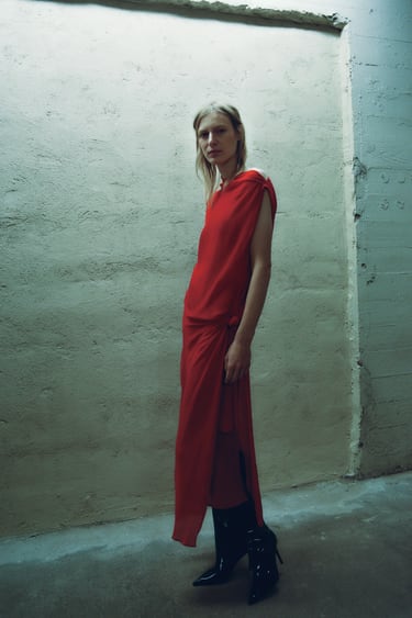 Image 0 of ASYMMETRIC TUNIC LIMITED EDITION from Zara