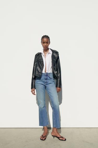 Image 0 of TRF MID-RISE FLARE CROPPED JEANS from Zara
