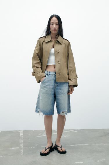 Image 0 of CROPPED TRENCH WITH TABS from Zara
