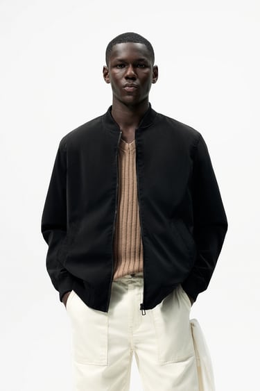 ภาพ 0 จาก เสื้อแจ็กเก็ตบอมเบอร์เบสิค จาก Zara