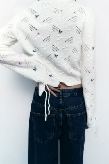 Image 0 of FLORAL KNIT SWEATER from Zara