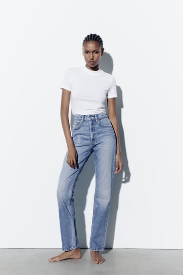 Image 0 of TRF HIGH WAIST STRAIGHT JEANS from Zara