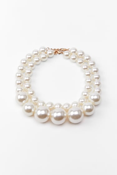 Image 0 of FAUX PEARL DOUBLE NECKLACE from Zara