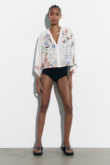 Image 0 of EMBROIDERED COTTON BLOUSE from Zara