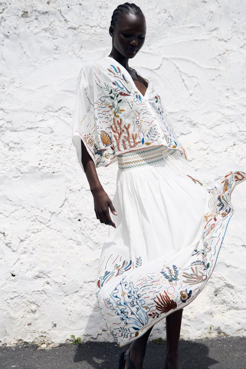 Zara embroidered cotton blouse Clearance