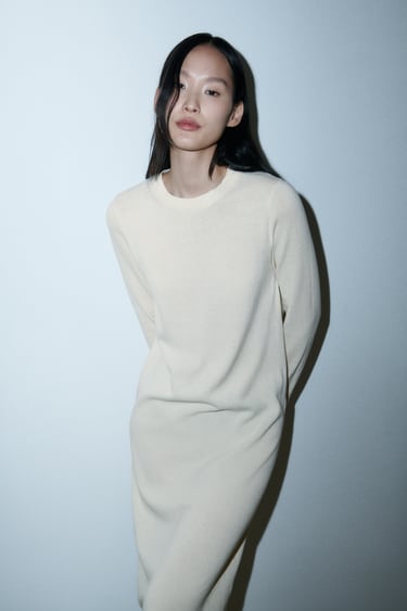 Image 0 of LONG KNIT DRESS from Zara