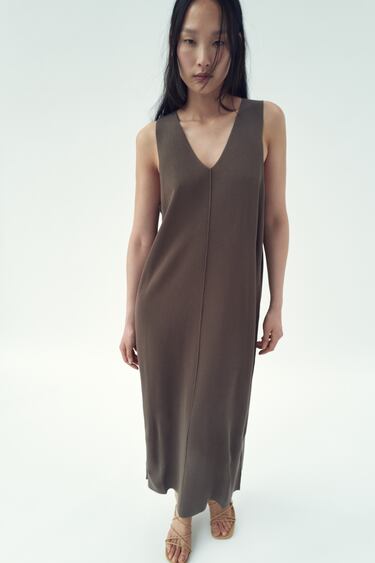 Image 0 of KNIT DRESS WITH FRONT SEAM from Zara