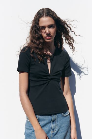 Image 0 of CUT OUT KNOTTED T-SHIRT from Zara