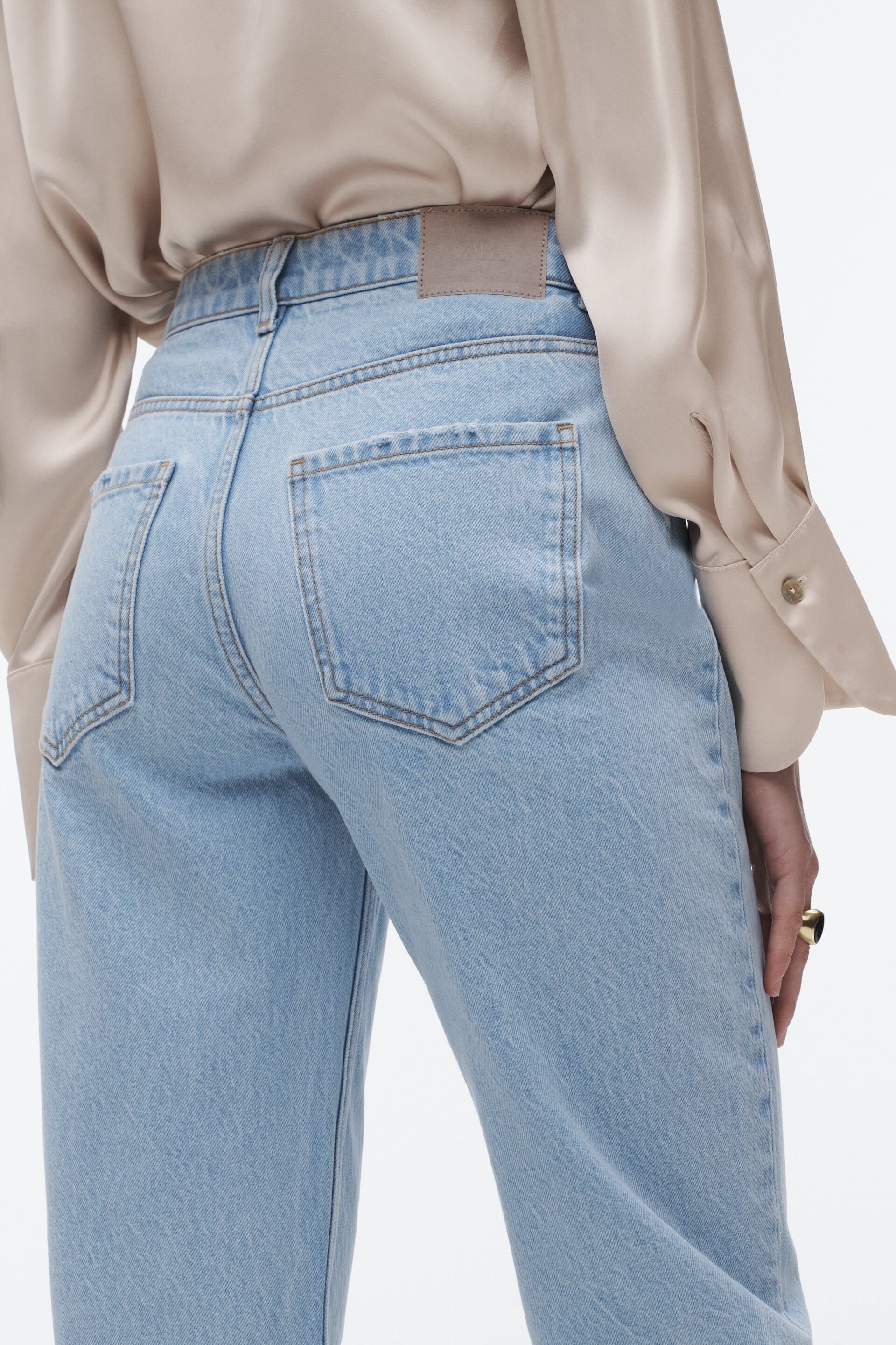 Z1975 MID RISE STRAIGHT JEANS