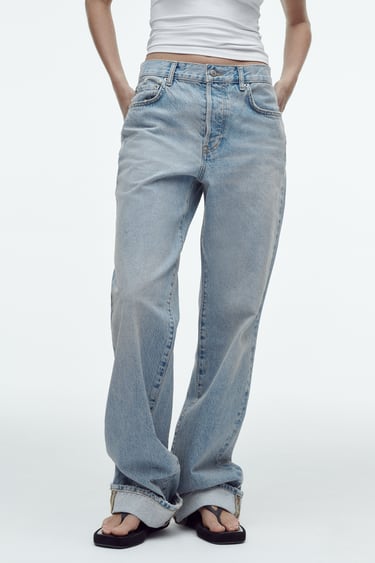 Image 0 of ZW LOW-RISE JEANS from Zara