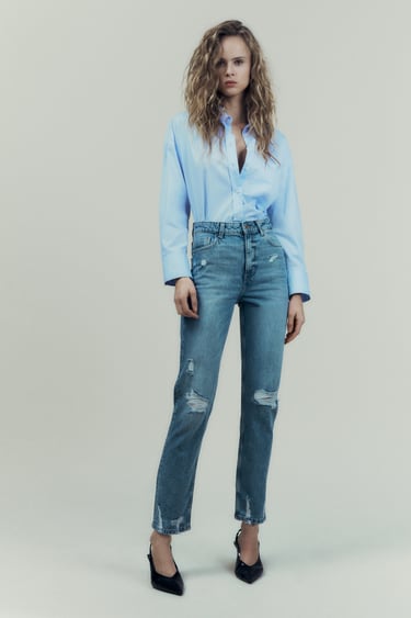 Image 0 of Z1975 RIPPED MOM JEANS from Zara