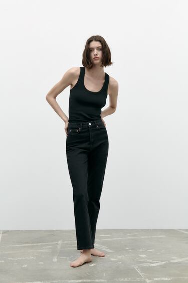 Image 0 of HIGH-RISE STOVE PIPE TRF JEANS from Zara