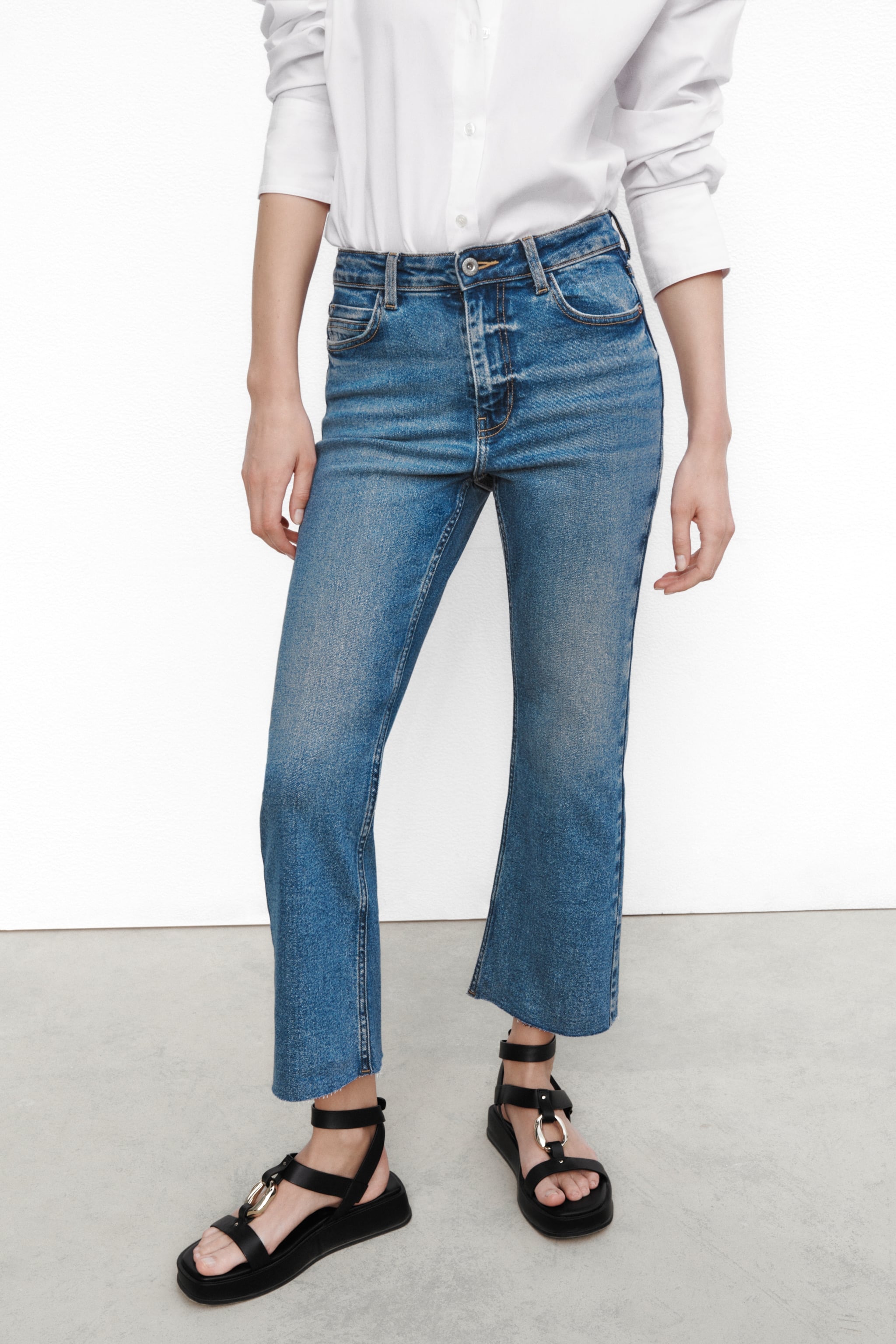 CROPPED HIGH RISE Z1975 FLARED JEANS