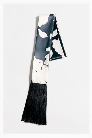 Image 0 of FRINGED PRINTED SCARF from Zara