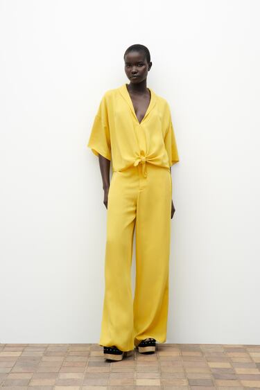 Image 0 of FLOWING PYJAMA-STYLE TROUSERS from Zara