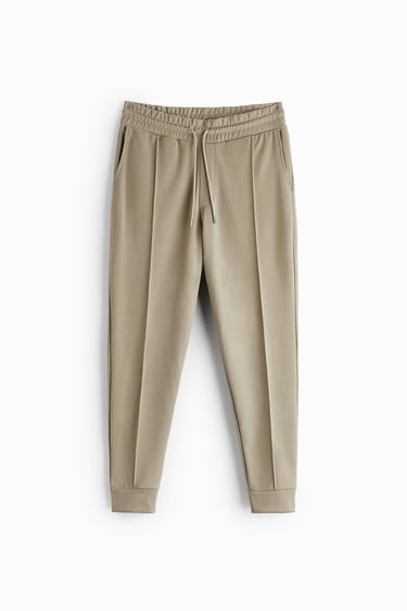 JOGGER TROUSERS WITH SEAM DETAIL