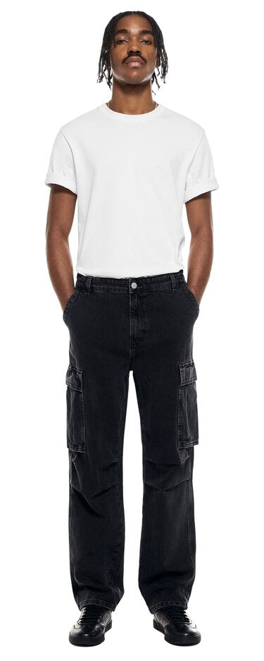 STRAIGHT FIT CARGO JEANS