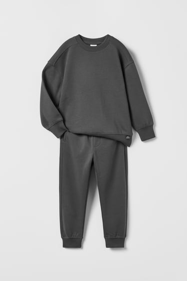 Image 0 of PLUSH HOODIE AND TROUSERS SET from Zara