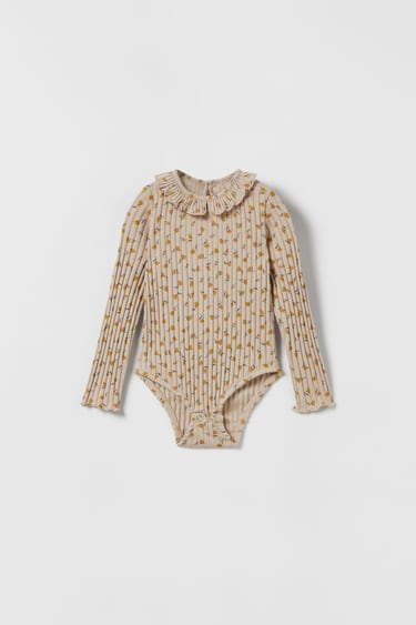 Image 0 of RIBBED FLORAL BODYSUIT TOP from Zara