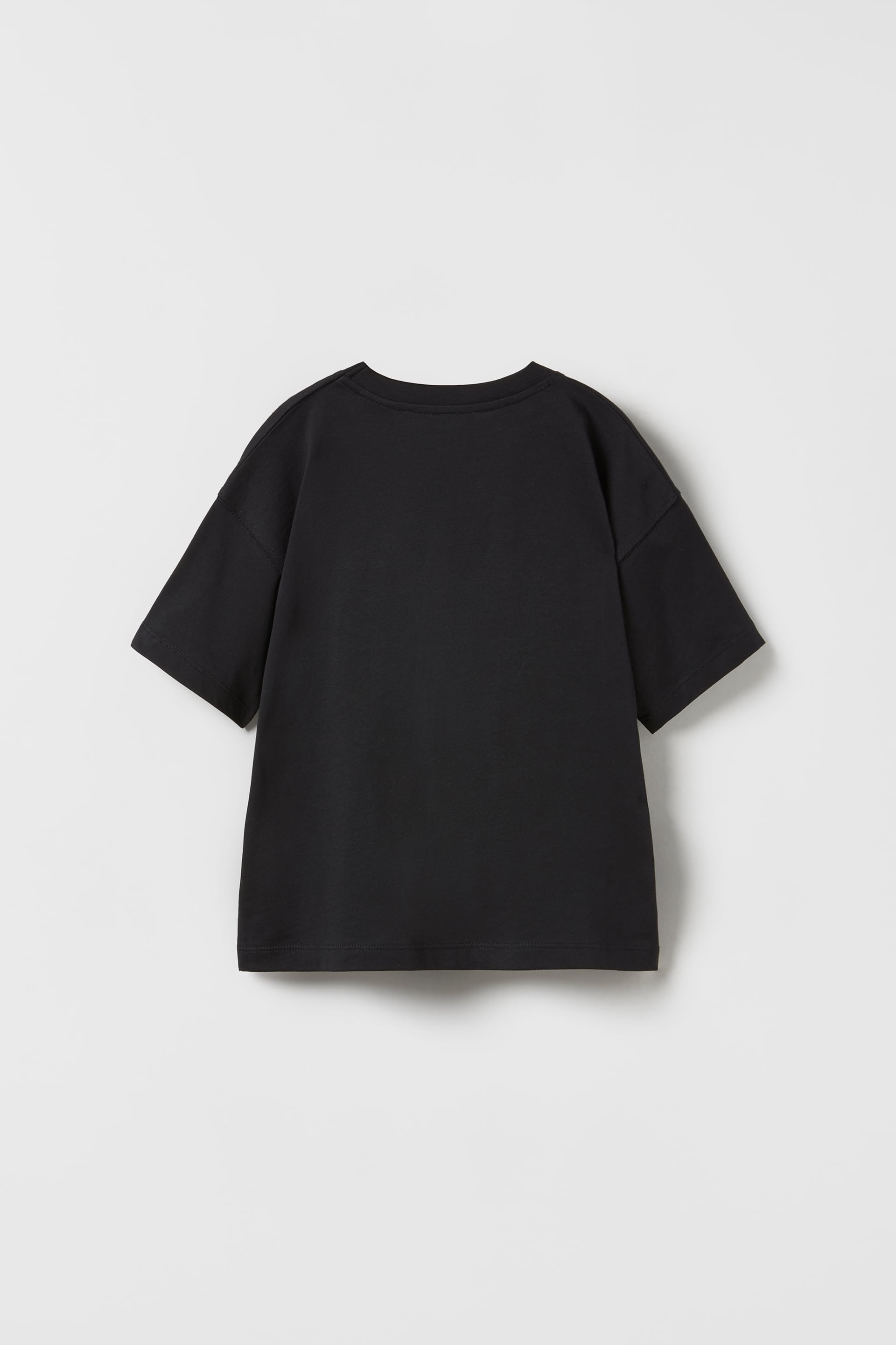PIKACHU POKÉMON ™ © NINTENDO Tシャツ - ブラック | ZARA Japan / 日本