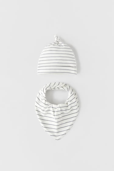 Image 0 of BABY/ HAT AND BIB SET from Zara