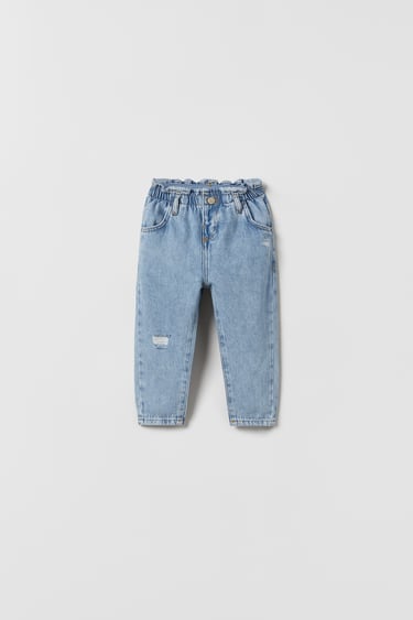 Image 0 of RIPPED BAGGY JEANS from Zara
